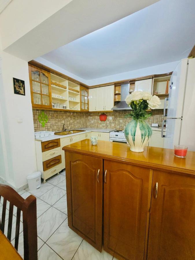 Anis Apartments Sarande Ngoại thất bức ảnh