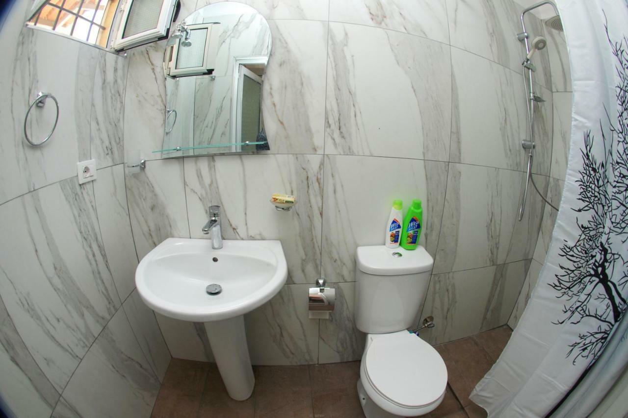 Anis Apartments Sarande Ngoại thất bức ảnh